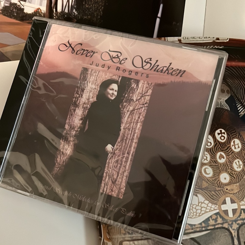 💿 🎶 • 🙏🏼 Judy Rogers x Never Be Shaken 🙏🏼• 🎶💿